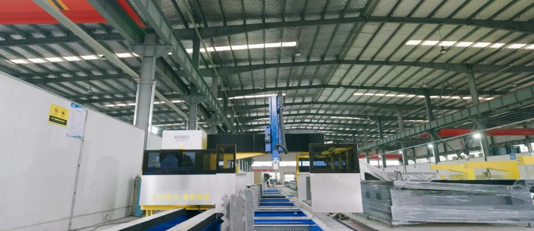 Maschine zum Laserschneiden von Rohren mit CNC 1500w 0-300r/Min Spindellgeschwindigkeit 1